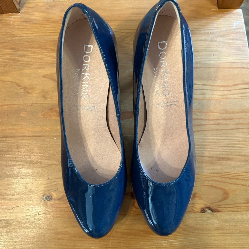 EUC navy patent heels